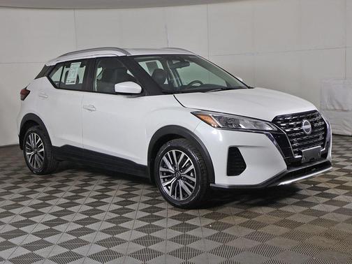 2022 Nissan Kicks SV