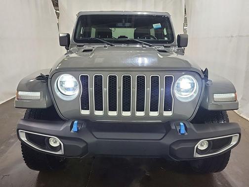Sting-Gray Clearcoat 2022 Jeep Wrangler Unlimited 4xe Sahara