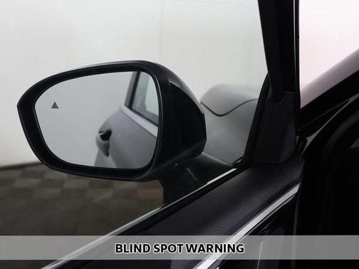 Black Diamond 2026 Mitsubishi Outlander ES 1.5T 2WD