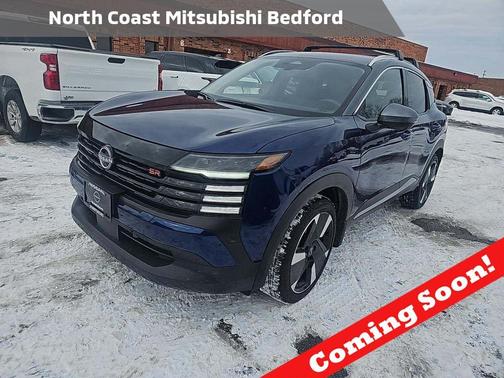 2025 Nissan Kicks SR