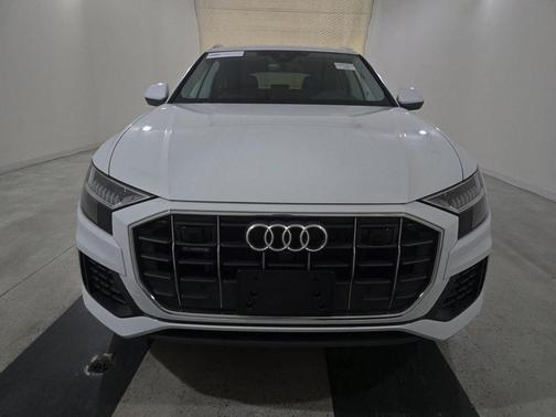2023 Audi Q8 55 Premium Plus