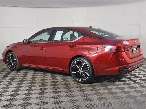 2024 Nissan Altima SR FWD