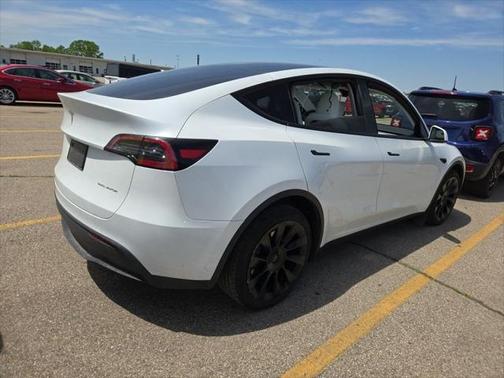 2024 Tesla Model Y Long Range Dual Motor All-Wheel Drive