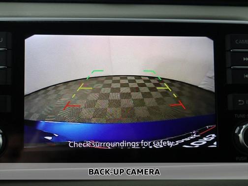 2021 Nissan Versa 1.6 SV