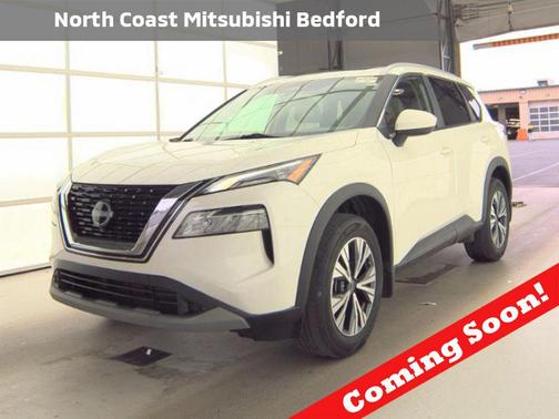 Pearl White Tricoat 2023 Nissan Rogue SV