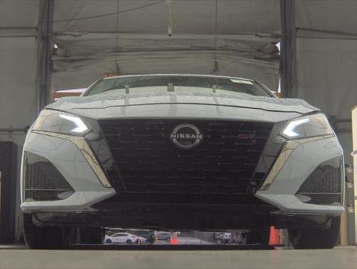 2023 Nissan Altima SR FWD