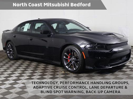 Pitch Black Clearcoat 2023 Dodge Charger R/T