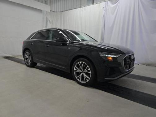 2023 Audi Q8 55 Prestige