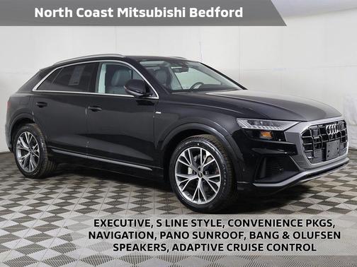 Mythos Black Metallic 2023 Audi Q8 55 Prestige