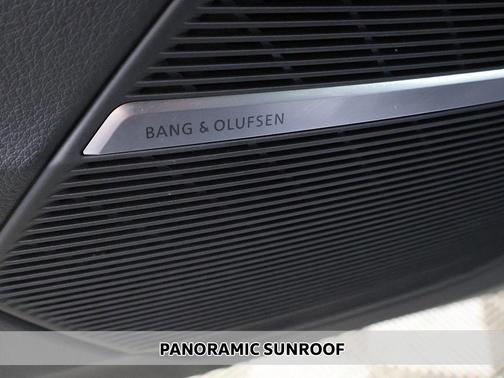 2023 Audi Q8 55 Prestige