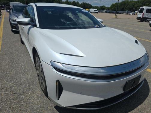 Stellar White Metallic 2024 Lucid Air Touring