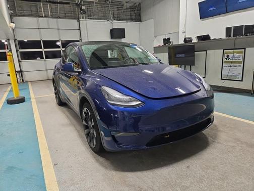 2023 Tesla Model Y Long Range Dual Motor All-Wheel Drive