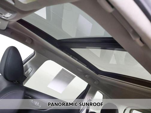 Magnetic Black Pearl 2020 Nissan Rogue SV