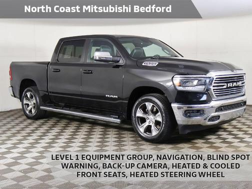 Diamond Black Crystal Pearlcoat 2023 RAM 1500 Laramie