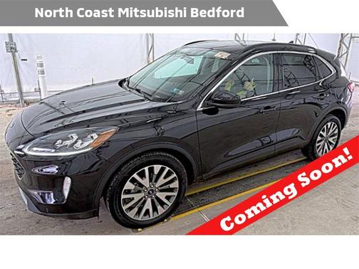 2022 Ford Escape Titanium