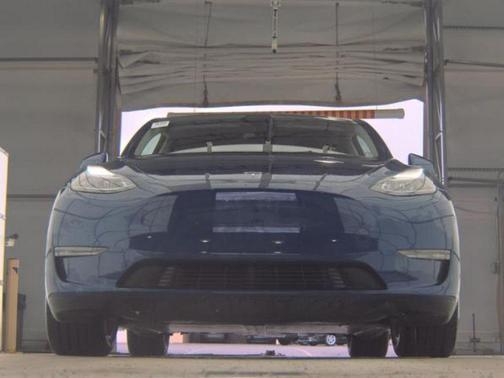 2024 Tesla Model Y Long Range Dual Motor All-Wheel Drive