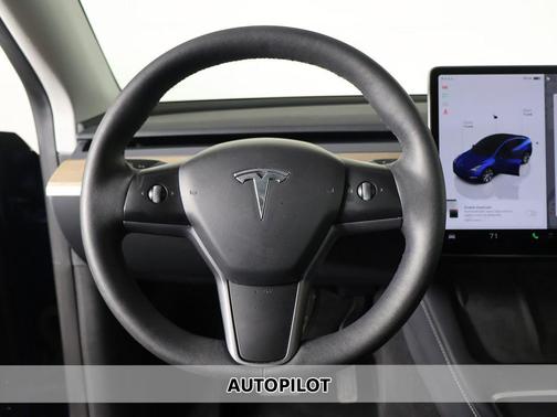 2024 Tesla Model Y Long Range Dual Motor All-Wheel Drive