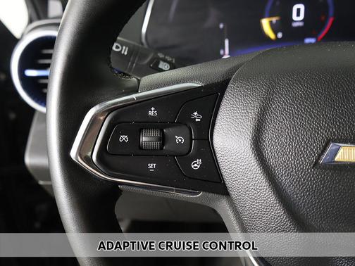 Mosaic Black Metallic 2024 Chevrolet Trax LT