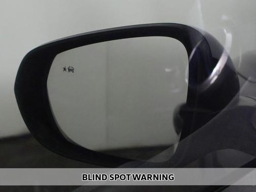 Mosaic Black Metallic 2024 Chevrolet Trax LT