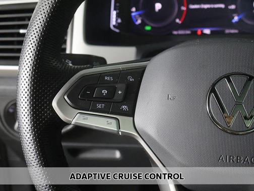 Pure Gray 2023 Volkswagen Atlas Cross Sport 3.6L V6 SEL Premium R-Line