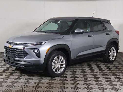 Sterling Gray Metallic 2024 Chevrolet Trailblazer LS