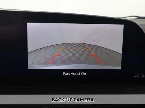 Argent Silver Metallic 2024 Cadillac XT4 Premium Luxury