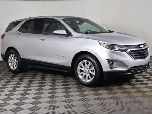 Silver Ice Metallic 2019 Chevrolet Equinox 1LT