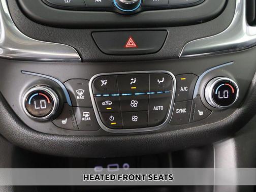 Silver Ice Metallic 2019 Chevrolet Equinox 1LT