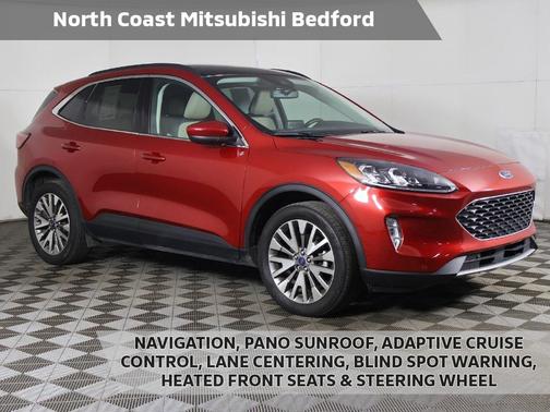 2022 Ford Escape Titanium