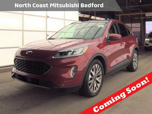 2022 Ford Escape Titanium