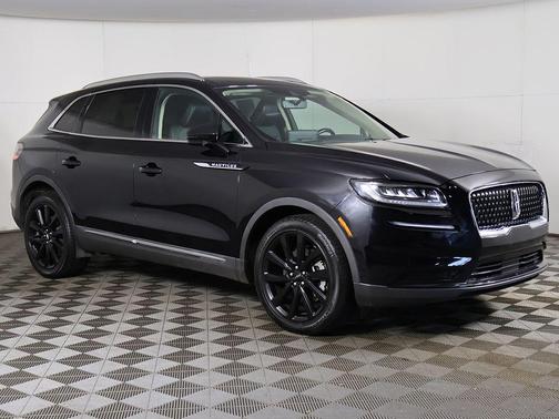 Infinite Black Metallic Clearcoat 2023 Lincoln Nautilus Reserve