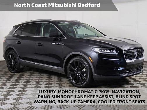 Infinite Black Metallic Clearcoat 2023 Lincoln Nautilus Reserve