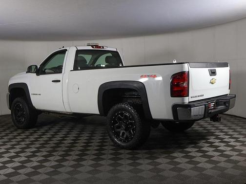 2007 Chevrolet Silverado 2500 Work Truck