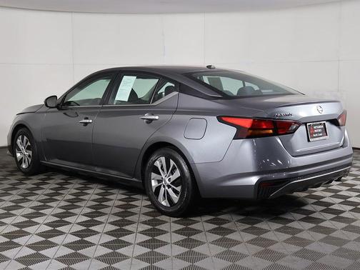 2020 Nissan Altima S FWD
