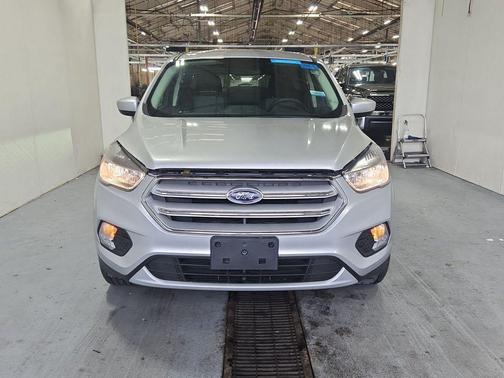 Ingot Silver 2019 Ford Escape SE
