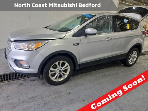 Ingot Silver 2019 Ford Escape SE