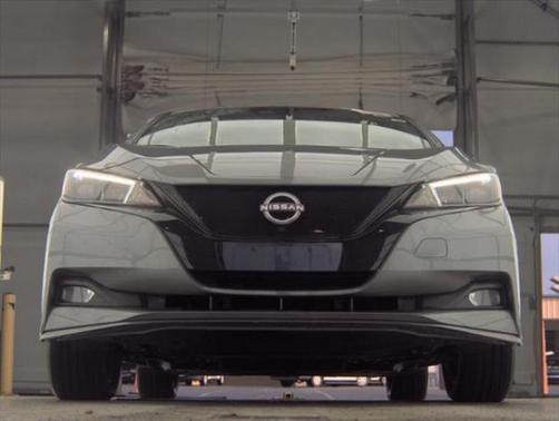 2023 Nissan Leaf SV PLUS 60 kWh