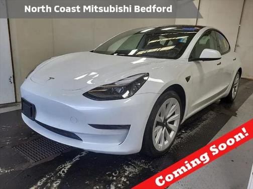 2022 Tesla Model 3 Standard Range