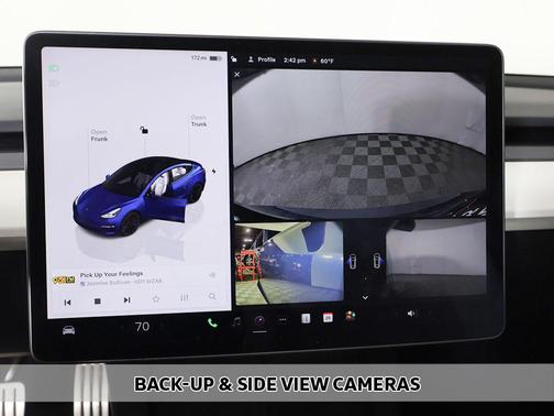 Deep Blue Metallic 2023 Tesla Model 3 Performance