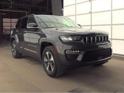 2023 Jeep Grand Cherokee 4xe Base