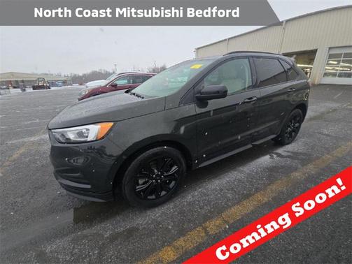 2022 Ford Edge SE