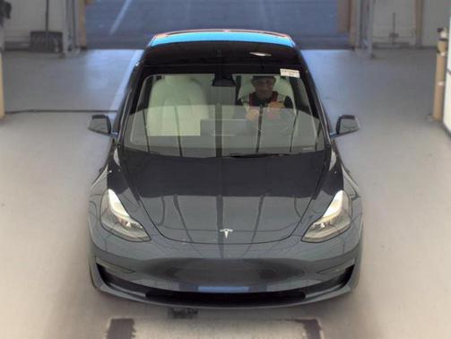 Gray 2023 Tesla Model 3 Standard Range