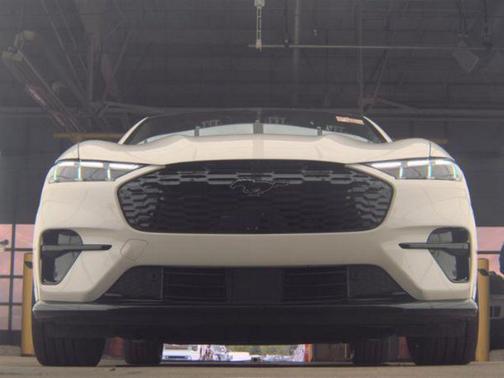 White Metallic 2025 Ford Mustang Mach-E GT