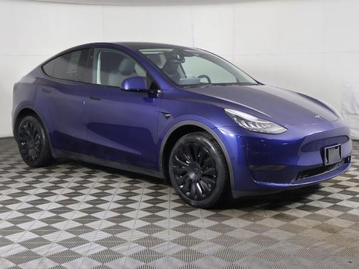 2023 Tesla Model Y Long Range Dual Motor All-Wheel Drive
