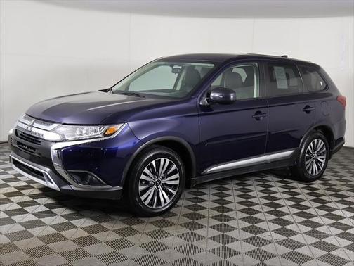 2020 Mitsubishi Outlander ES