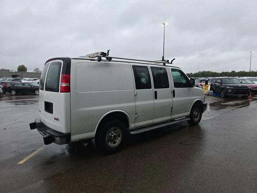2017 GMC Savana 2500 Work Van
