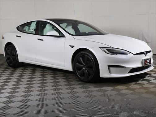 2022 Tesla Model S Base