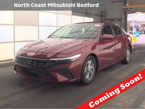 Ultimate Red 2024 Hyundai ELANTRA SE