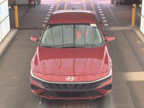 Ultimate Red 2024 Hyundai ELANTRA SE