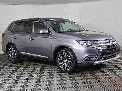 2017 Mitsubishi Outlander SE